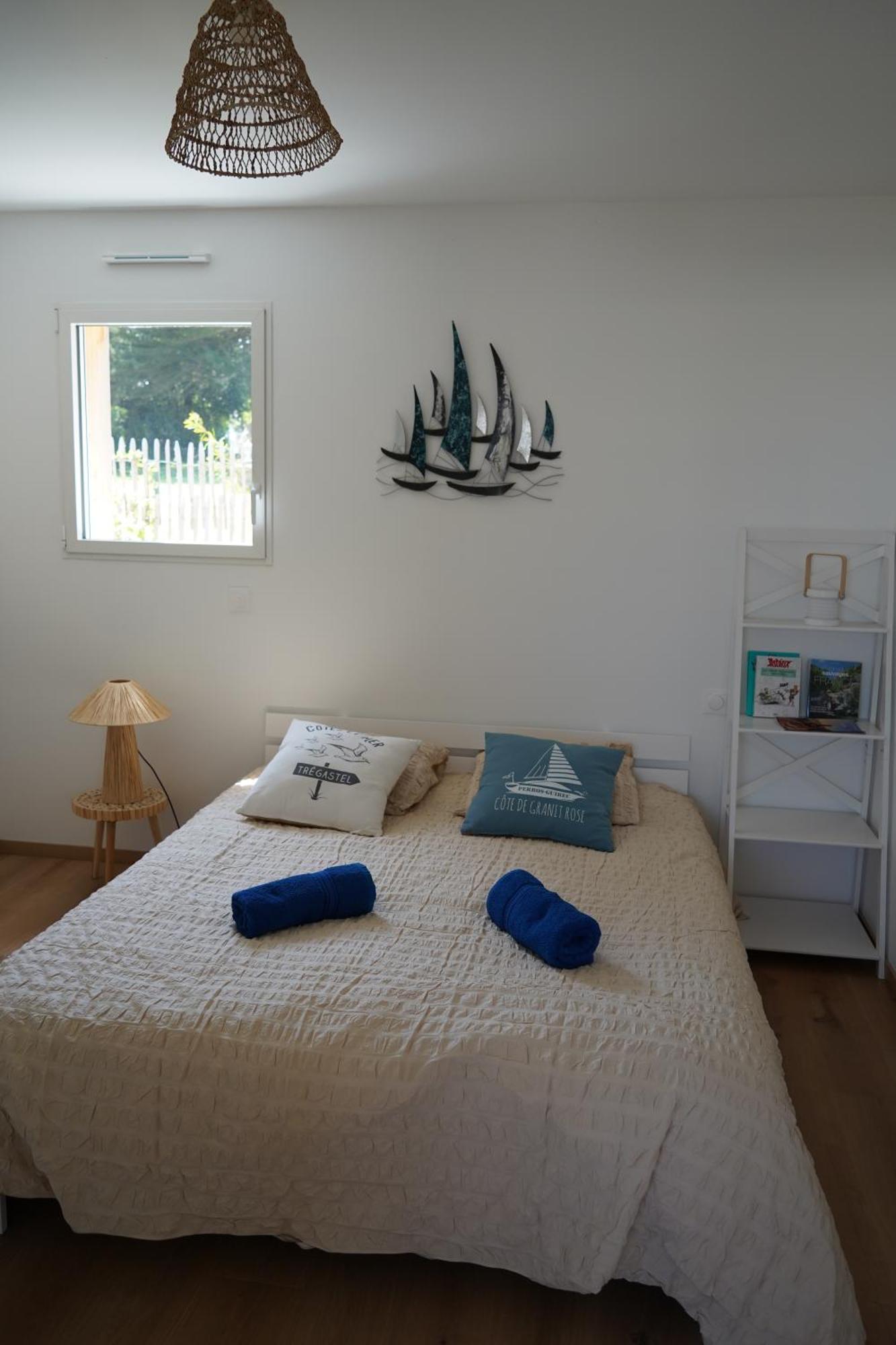 La Bernique Blanche De Vue 4 Personnes Hébergement de vacances Perros-Guirec